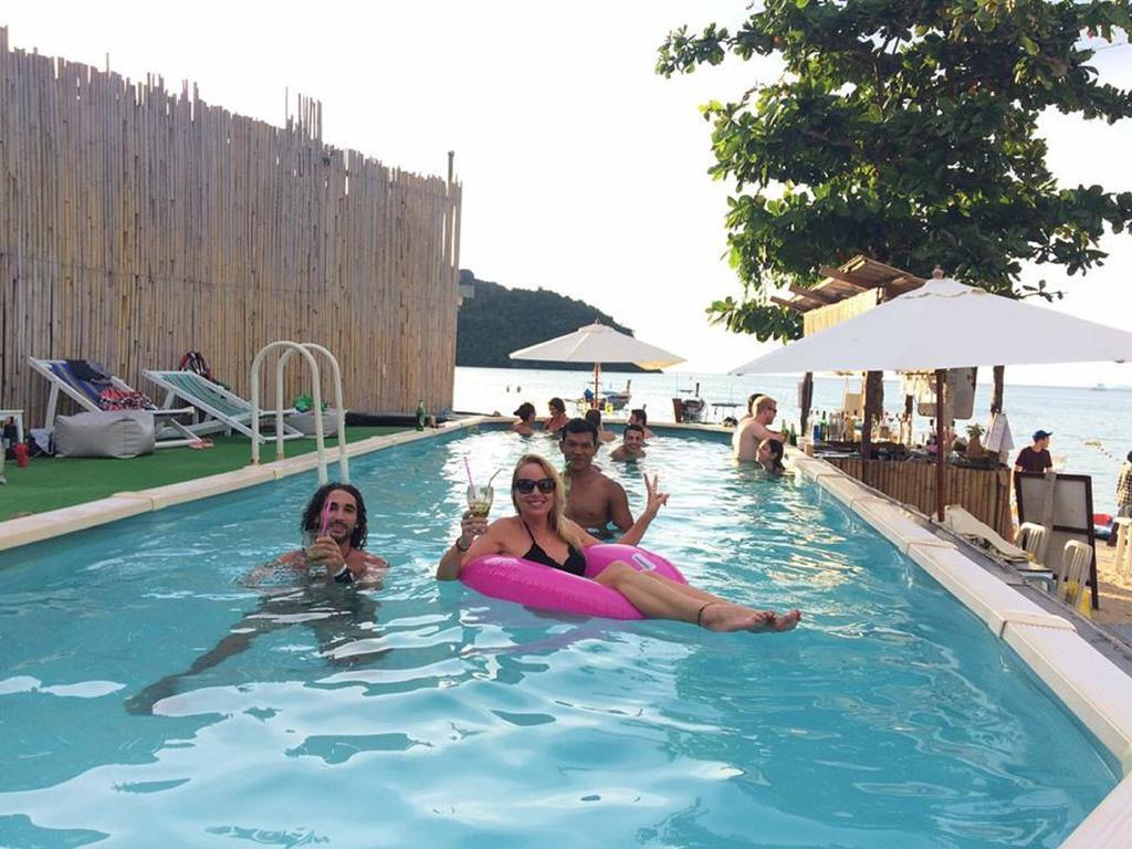 The Beacha Club Hotel Phi Phi Islands Exterior photo