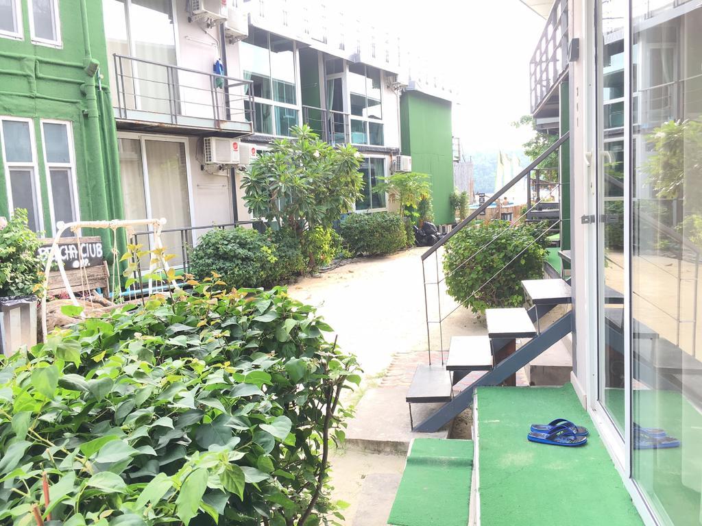 The Beacha Club Hotel Phi Phi Islands Exterior photo