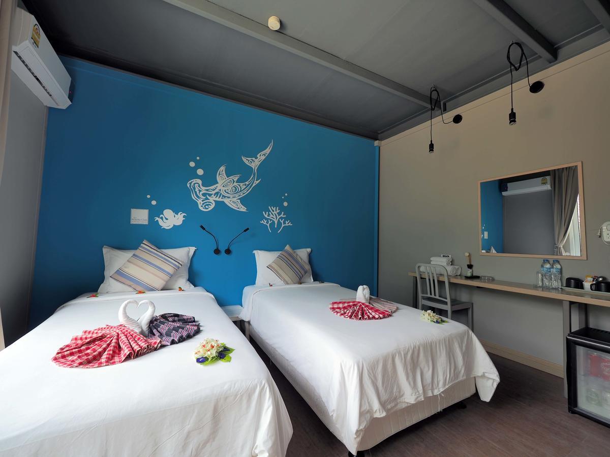 The Beacha Club Hotel Phi Phi Islands Exterior photo