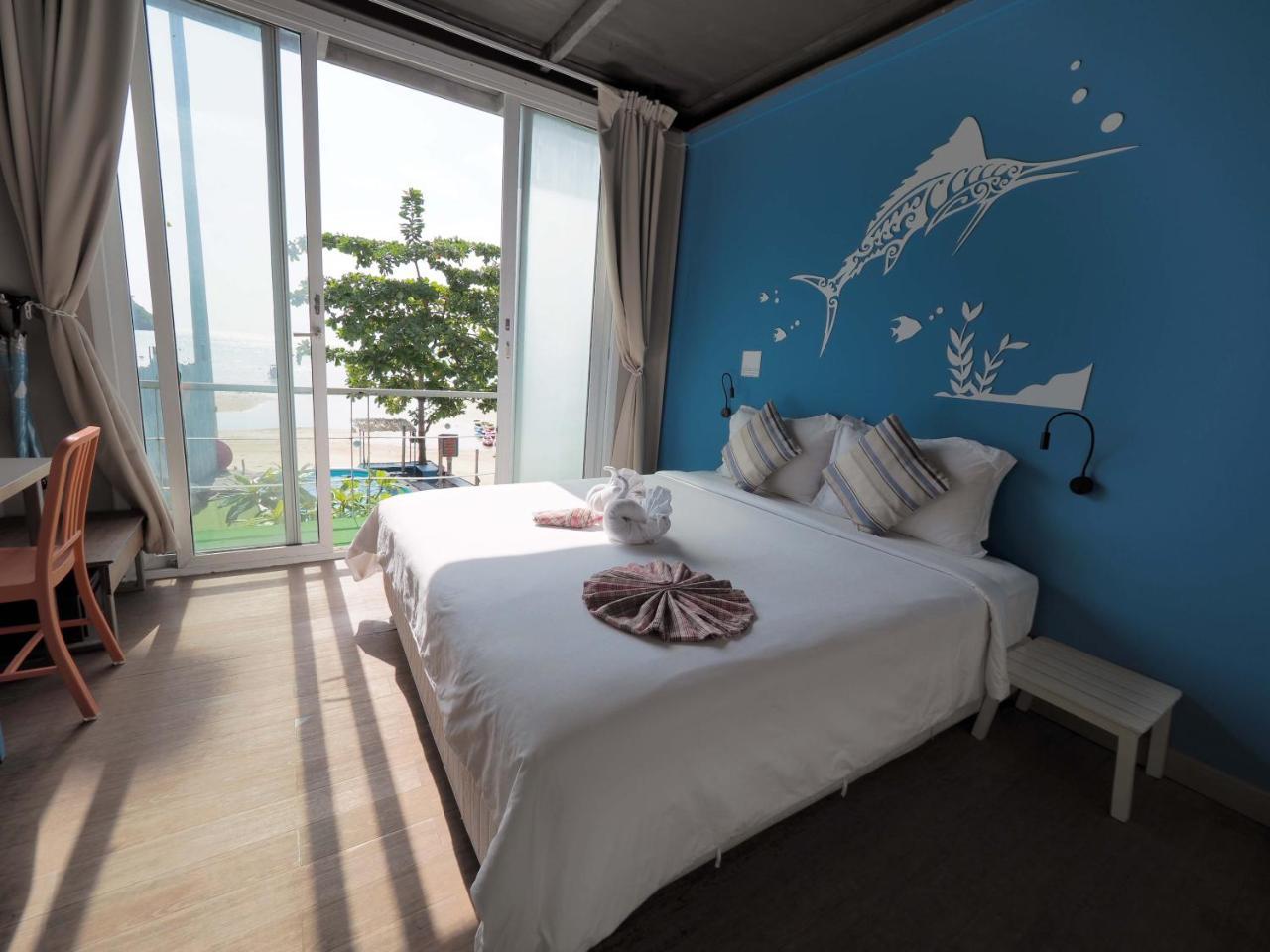The Beacha Club Hotel Phi Phi Islands Exterior photo