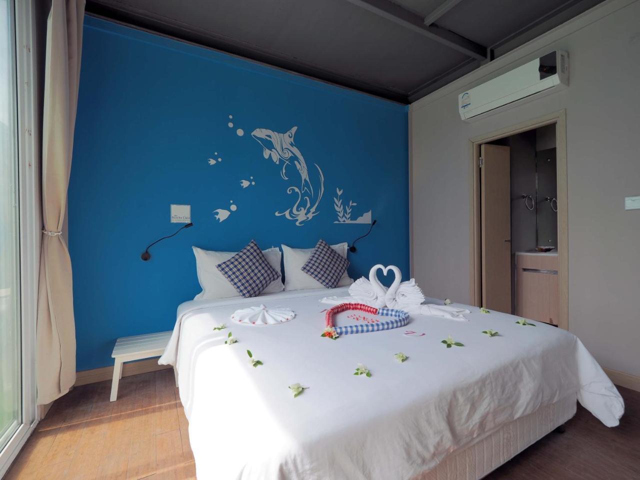 The Beacha Club Hotel Phi Phi Islands Exterior photo
