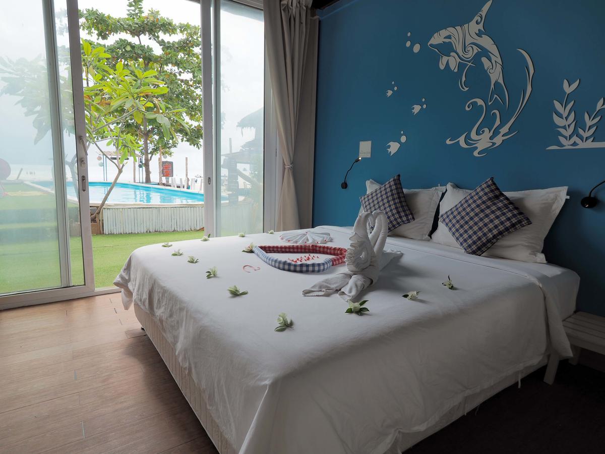 The Beacha Club Hotel Phi Phi Islands Exterior photo