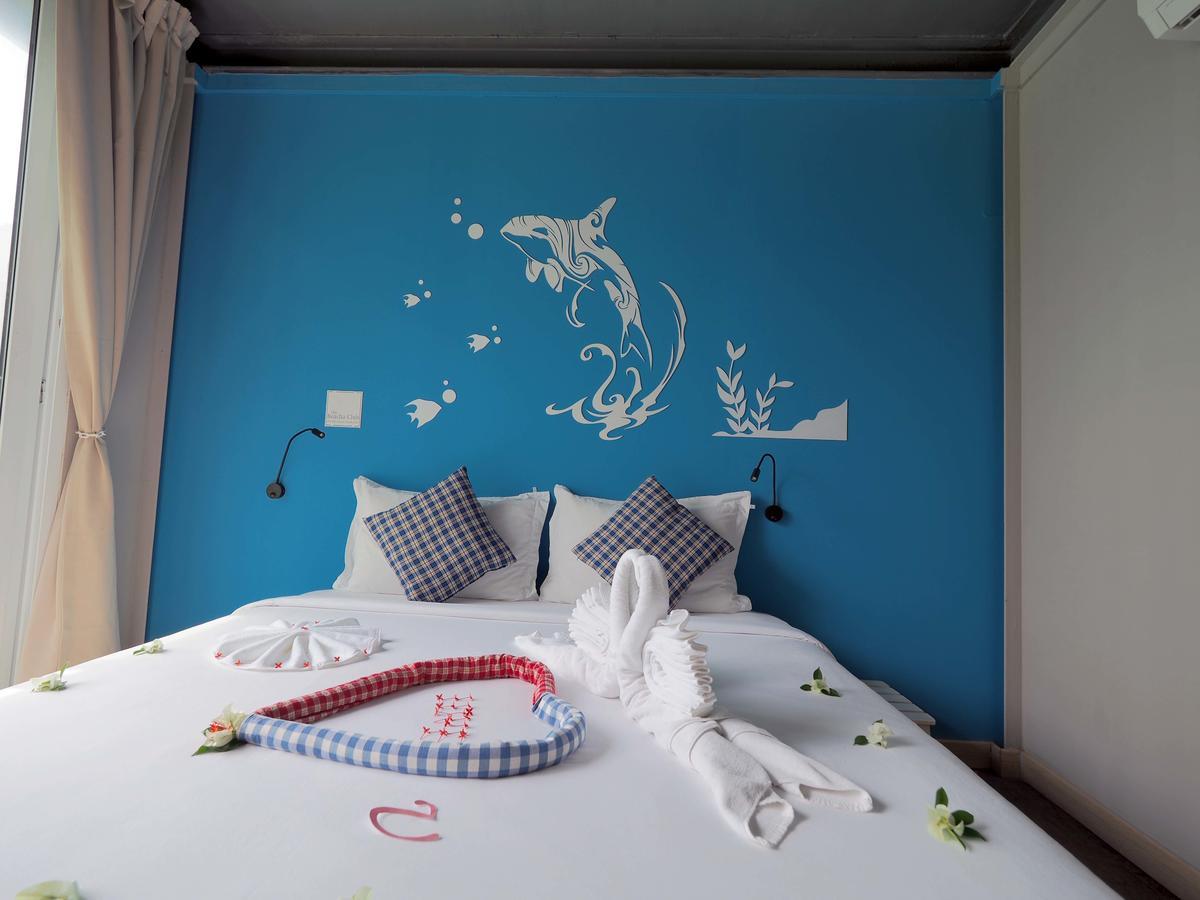 The Beacha Club Hotel Phi Phi Islands Exterior photo